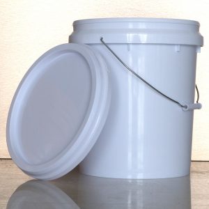 Small bucket with lid good price manufacturer
