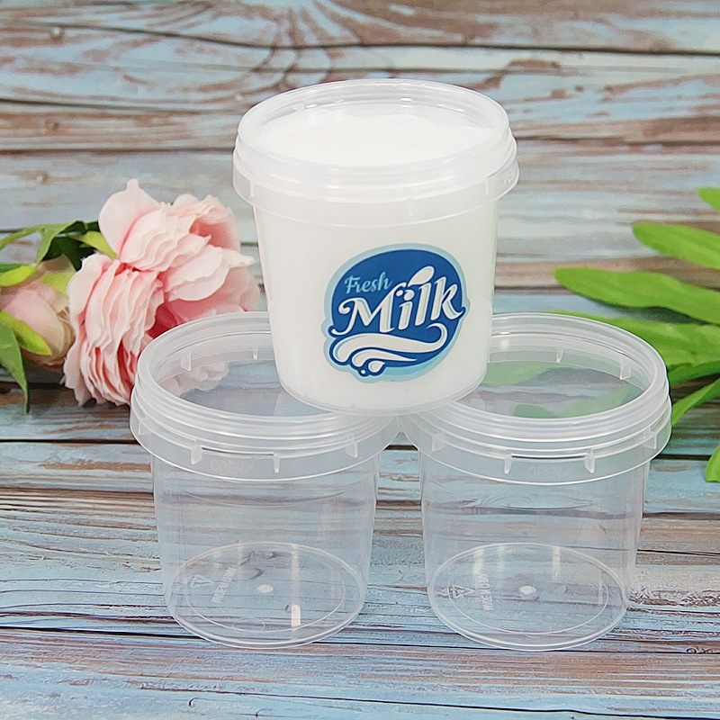 Round plastic storage bucket (3)