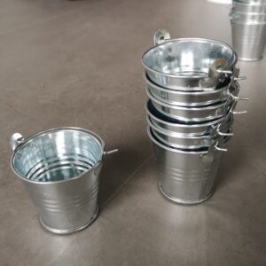  Creative Mini Iron Drink Bucket for Wine and Beer, Leak-Proof Party Decoration