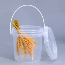 Clear transparent plastic bucket with lid for food packaging