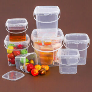 Clear plastic bucket cup for tea