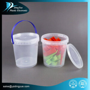 Transparent round plastic bucket with lid