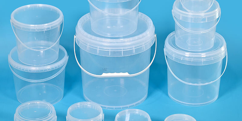 transparent plastic food bucket with lid